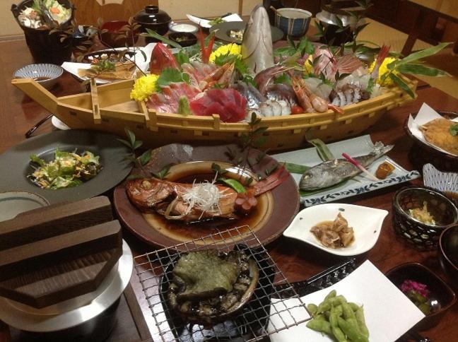 Kikka Ryokan Futtsu Экстерьер фото